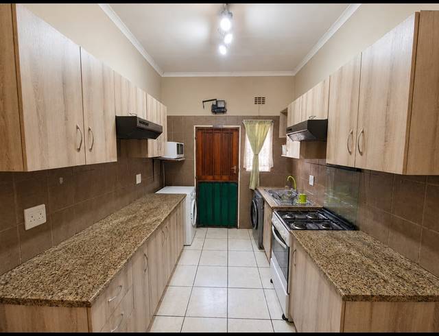 2 BEDROOM TOWNHOUSE FOR SALE IN KOOKRUS